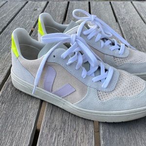 Veja V-10, Euro size 40/ US 9